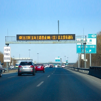 Sinal variável da mensagem do tráfego feito sob encomenda do diodo emissor de luz P25 para a estrada City Road