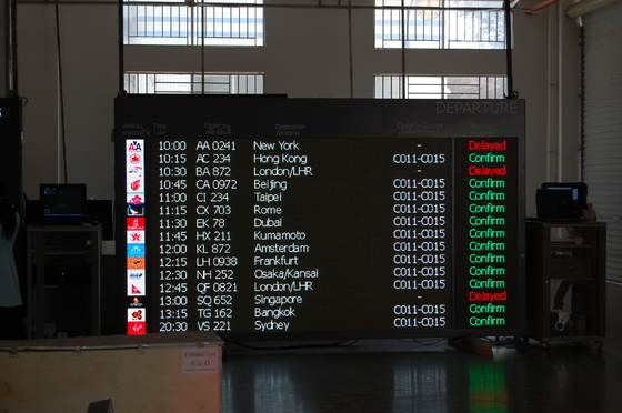exposição de diodo emissor de luz da cor completa de 1200*1200mm para a informação do voo do aeroporto