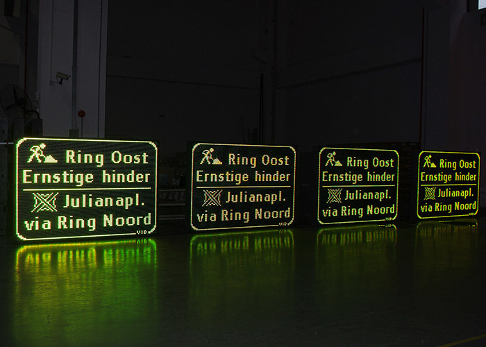 Módulo exterior da cor completa de placa de exposição da matriz do diodo emissor de luz de VMS 90Hz 25mm